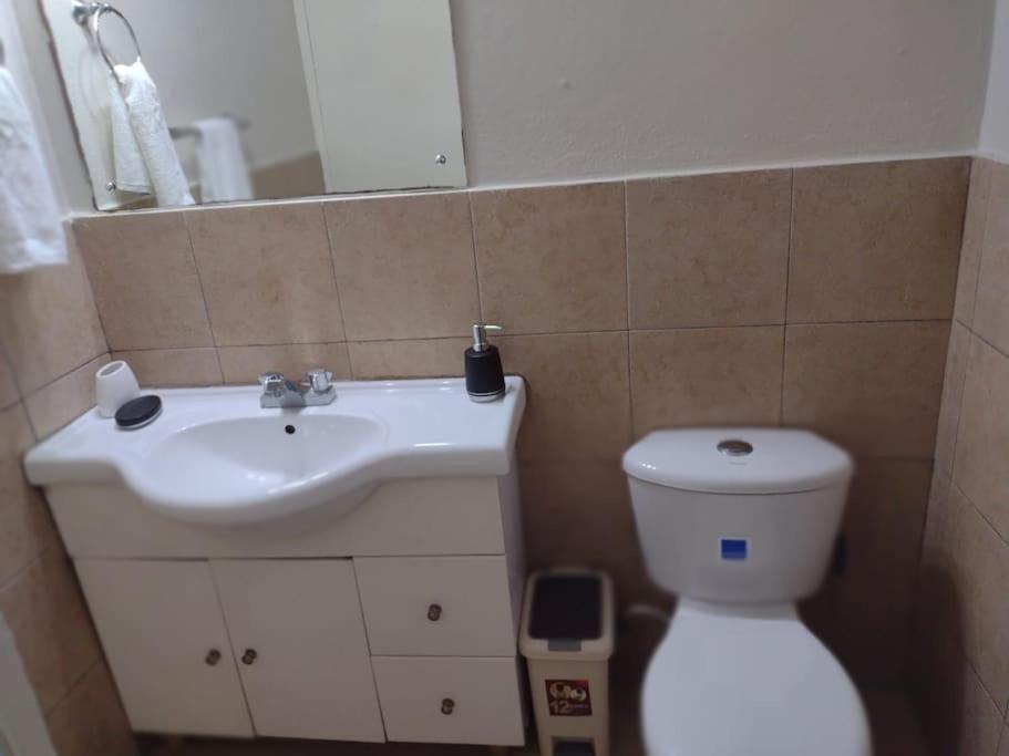 Club Caribbean Apartments Runaway Bay Ngoại thất bức ảnh