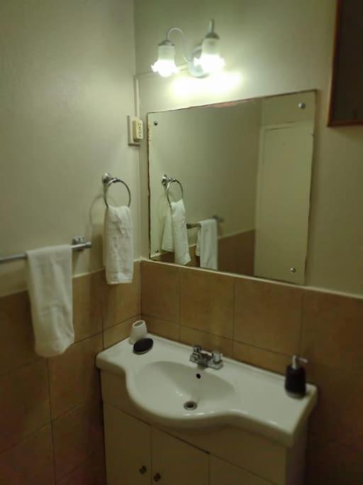 Club Caribbean Apartments Runaway Bay Ngoại thất bức ảnh